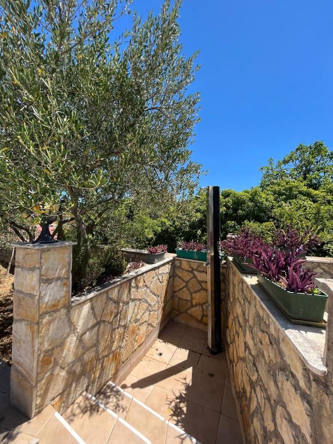 Gorana Apartman With Swimming Pool Jelsa (Hvar) Exterior foto